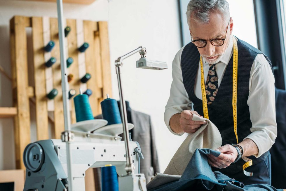 A competent tailor in Vancouver, WA, 98661!